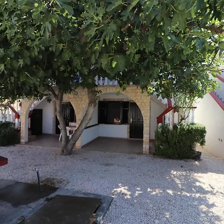 Vera No 1 Apartman Vir